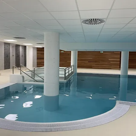 Résidence Le Portillo - Piscine - Pour 4 Personnes Mae-5293 Appartement
